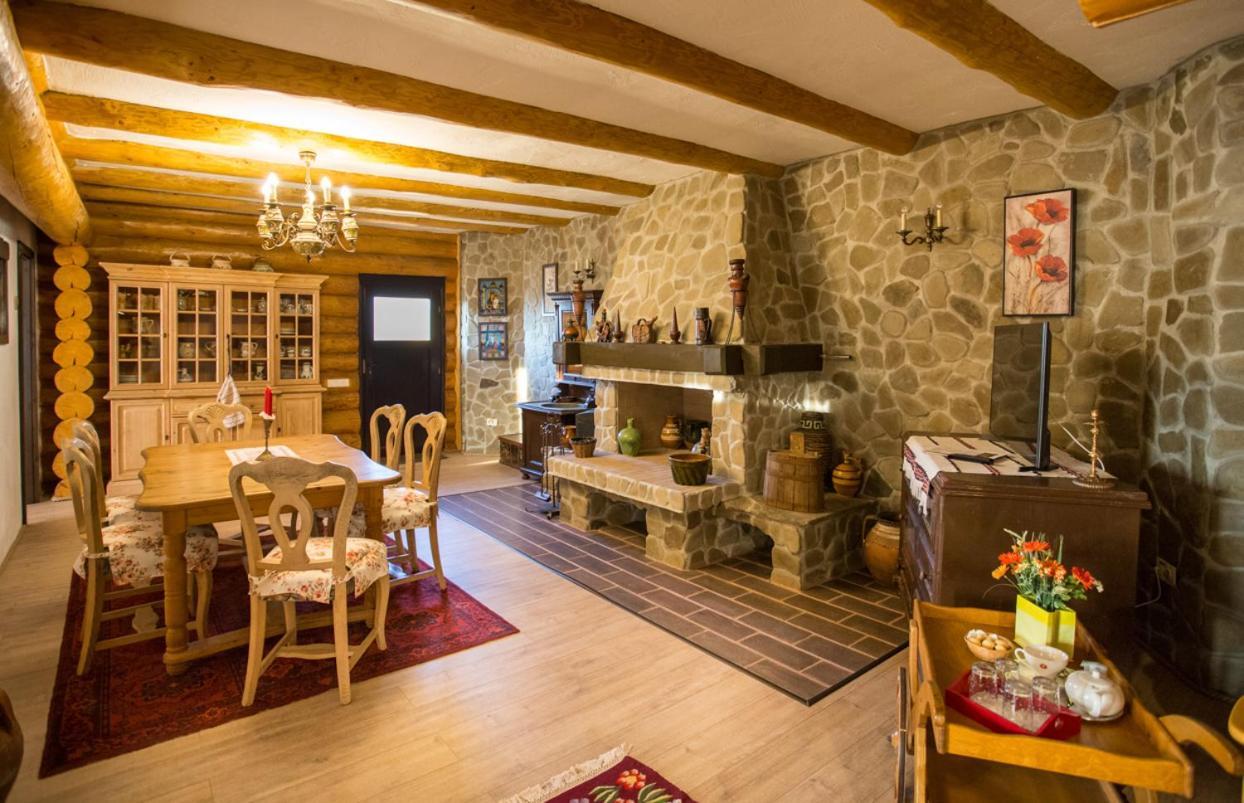 Conacul Maria Theresa Orlat Exterior foto