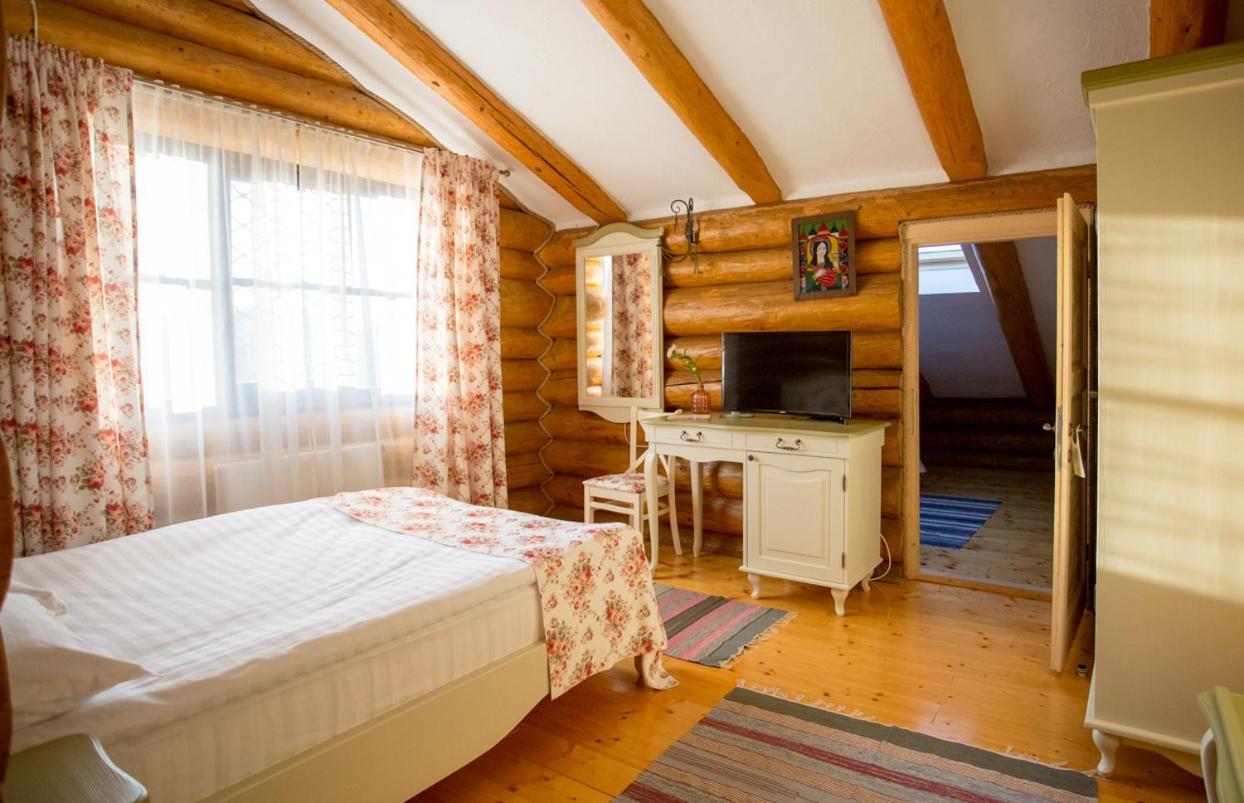 Conacul Maria Theresa Orlat Exterior foto